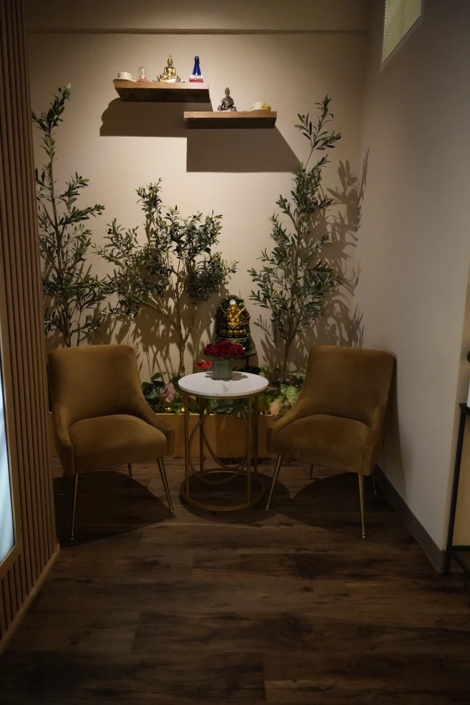 Additional reception area at Luxsa Thai Spa Manhattan ready to pamper customers seeking professional massage
